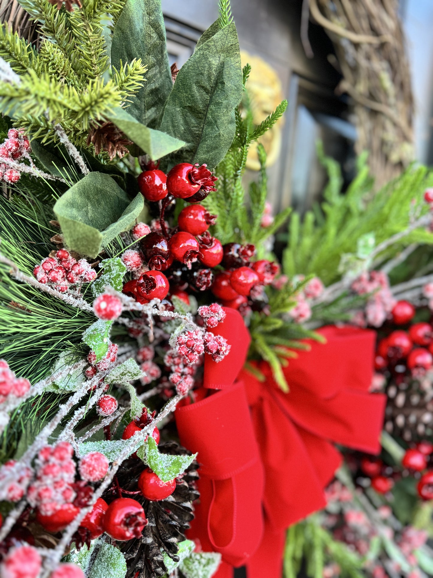 Snow Berry Wreath (2 sizes available)