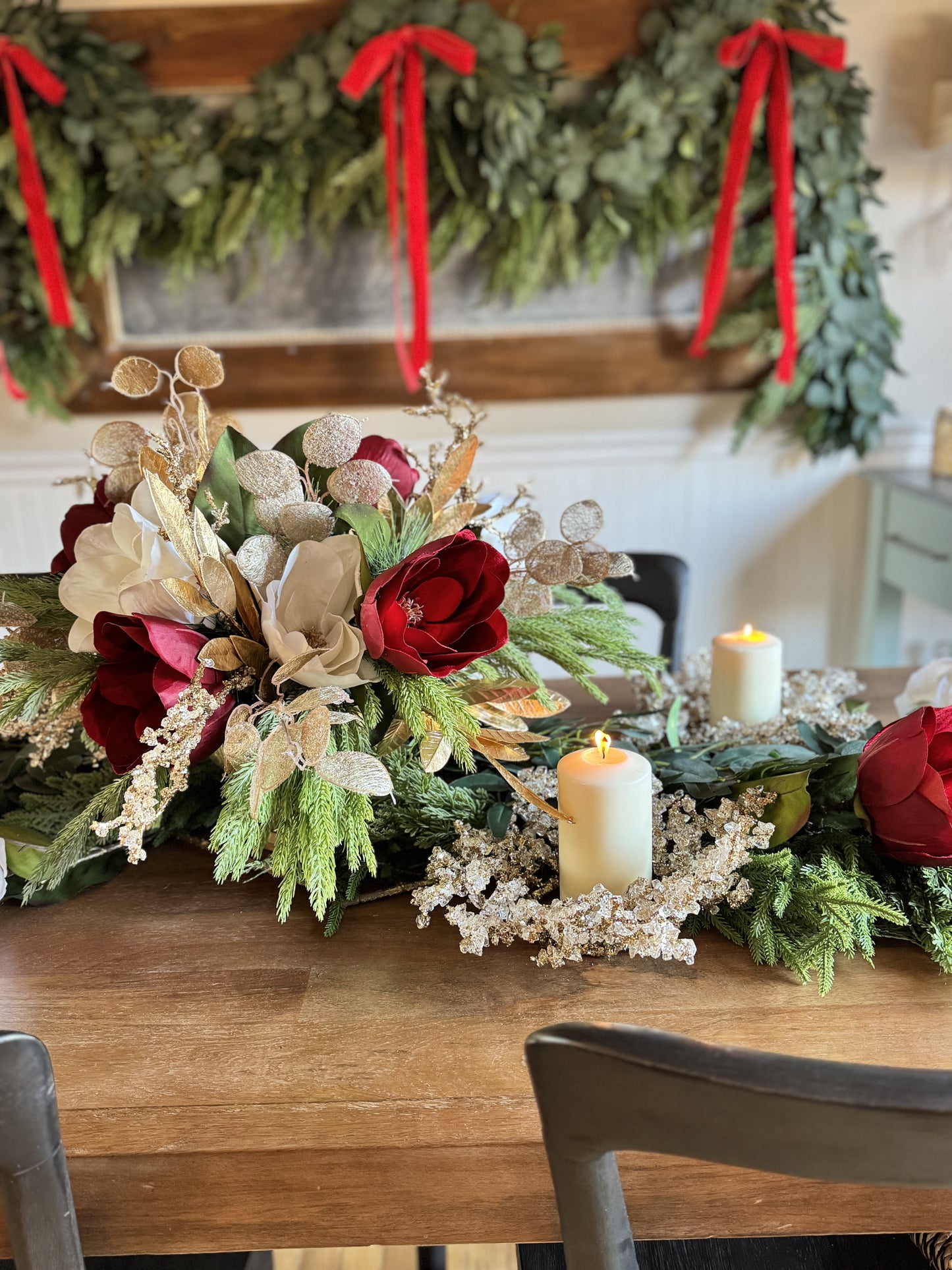 Crystal Twig & Magnolia Centerpiece