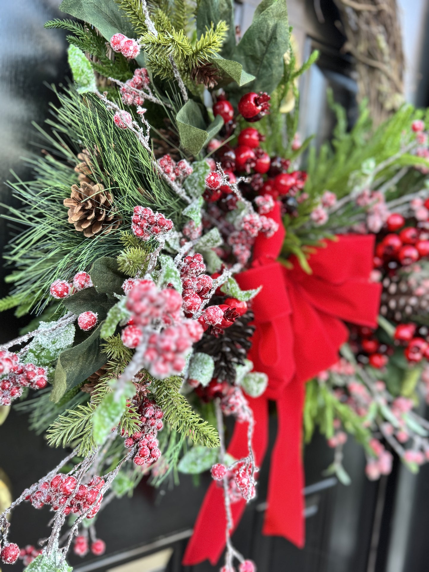 Snow Berry Wreath (2 sizes available)