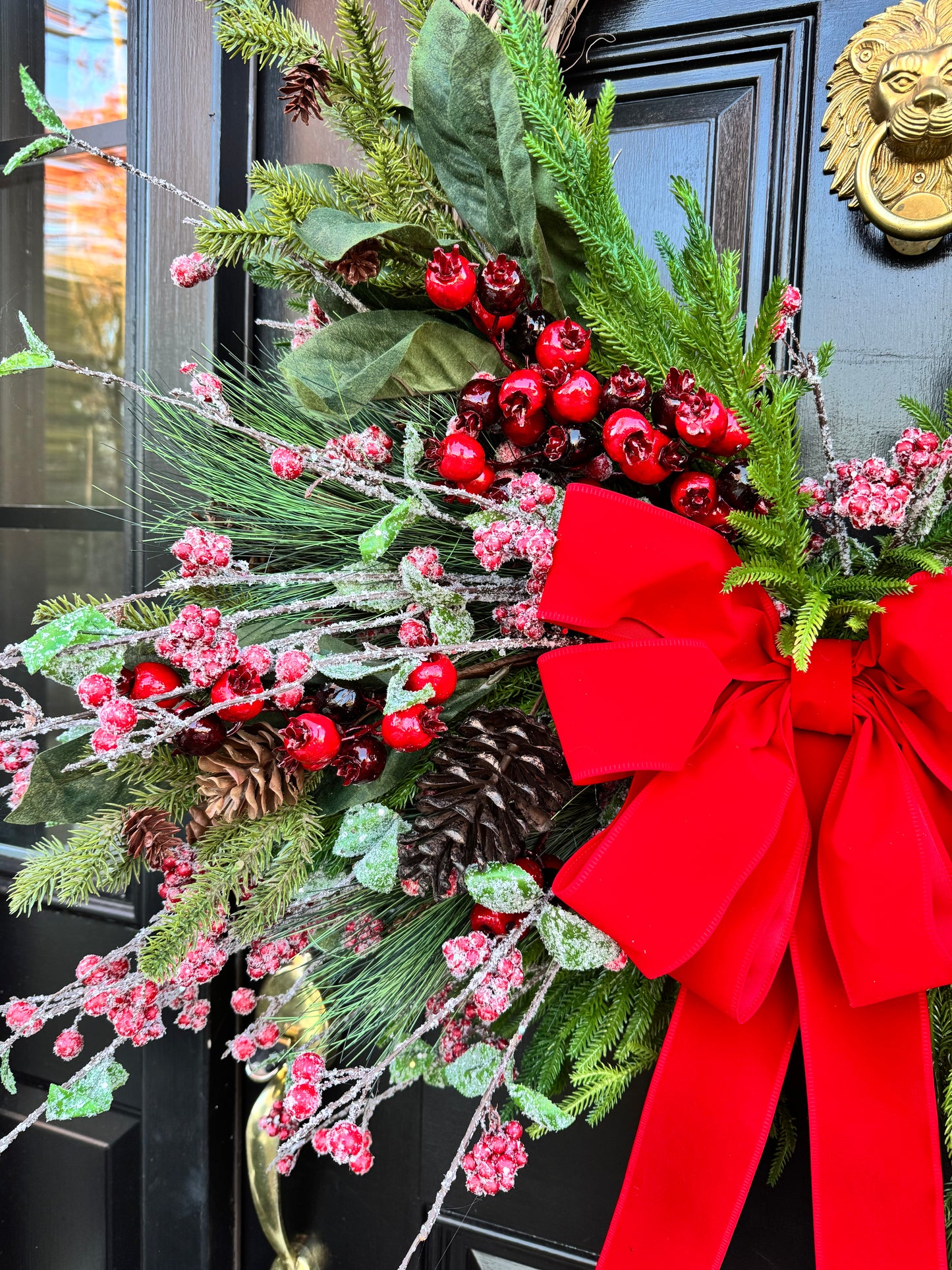 Snow Berry Wreath (2 sizes available)